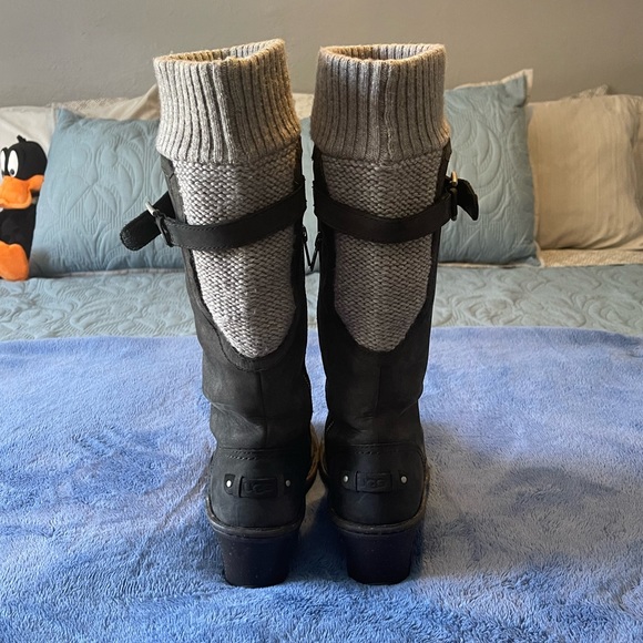 UGG Boots - Picture 4 of 9